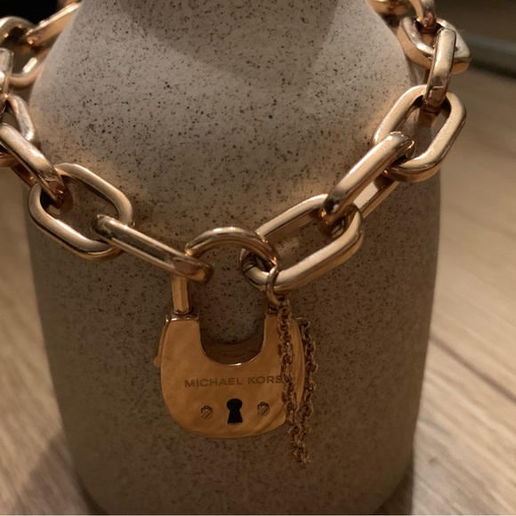 Michael Kors Rose Gold Chain Bracelet - Picture 2 of 3